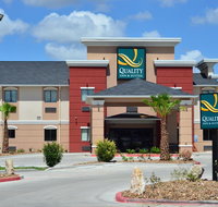 Quality Inn  Suites Kenedy - Karnes City - Accommodation Dallas