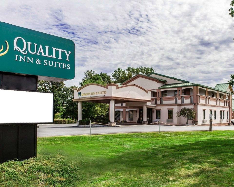 Quality Inn & Suites Quakertown-Allentown - thumb 1
