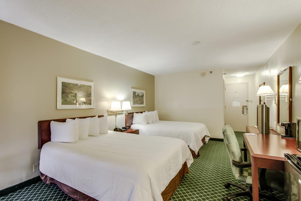 Ramada By Wyndham Dallas Love Field - thumb 2