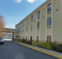 Red Roof Inn  Suites Galloway - Accommodation Dallas
