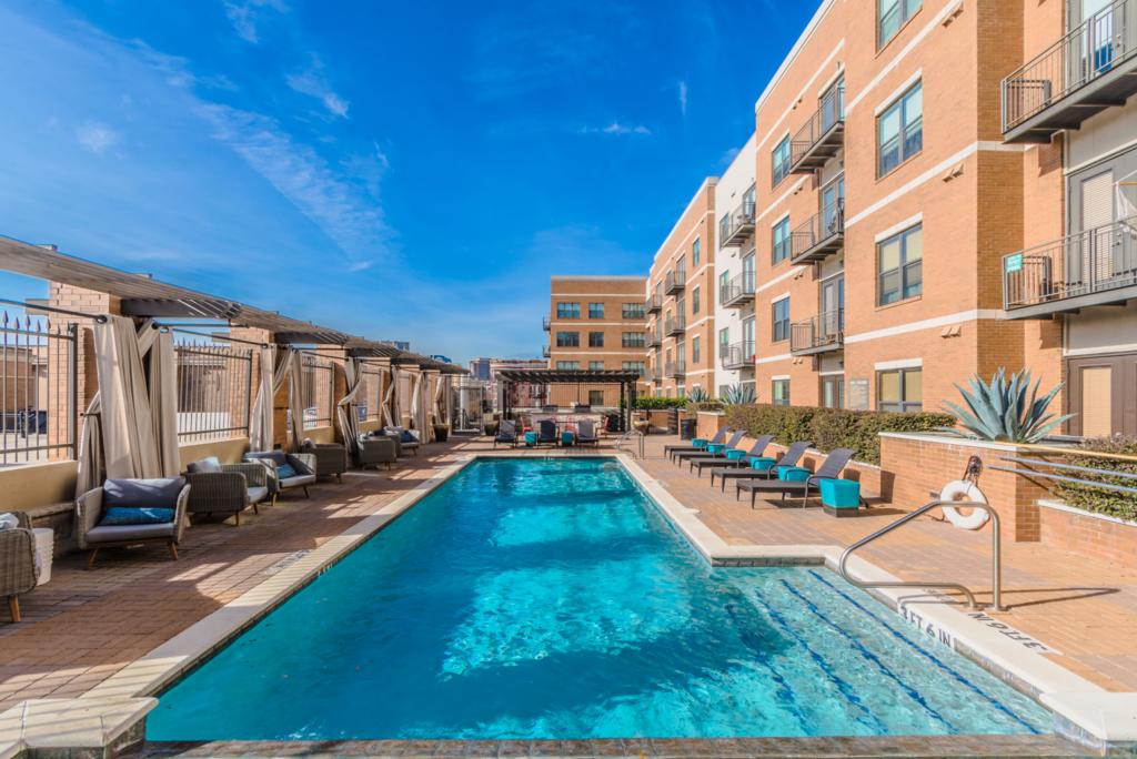 Regal Stays Corporate Apartments - McKinney Ave - Uptown Dallas - thumb 3