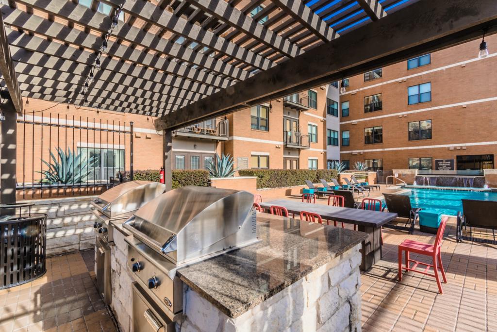 Regal Stays Corporate Apartments - McKinney Ave - Uptown Dallas - thumb 1