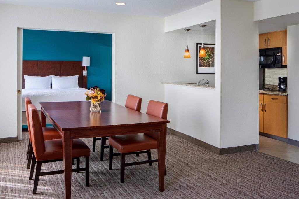 Residence Inn By Marriott Dallas Market Center - thumb 3