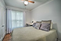 San Antonio Home w/Pvt. Yard 5 Mi to Downtown Accommodation Dallas