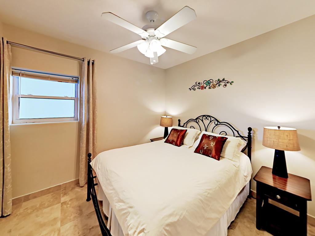 Seawall Condo #501 Condo - thumb 2