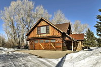 Secluded Luxury Home - 20 Mi to Bridger Bowl Ski Accommodation Dallas