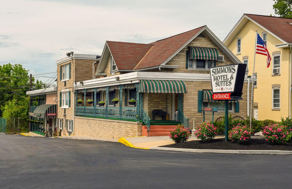 Simmons Motel And Suites - thumb 0