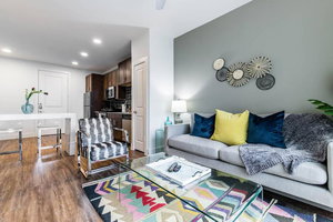 StayOvr At Trinity Groves