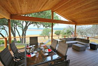 Sunset Vistas Home Accommodation Dallas