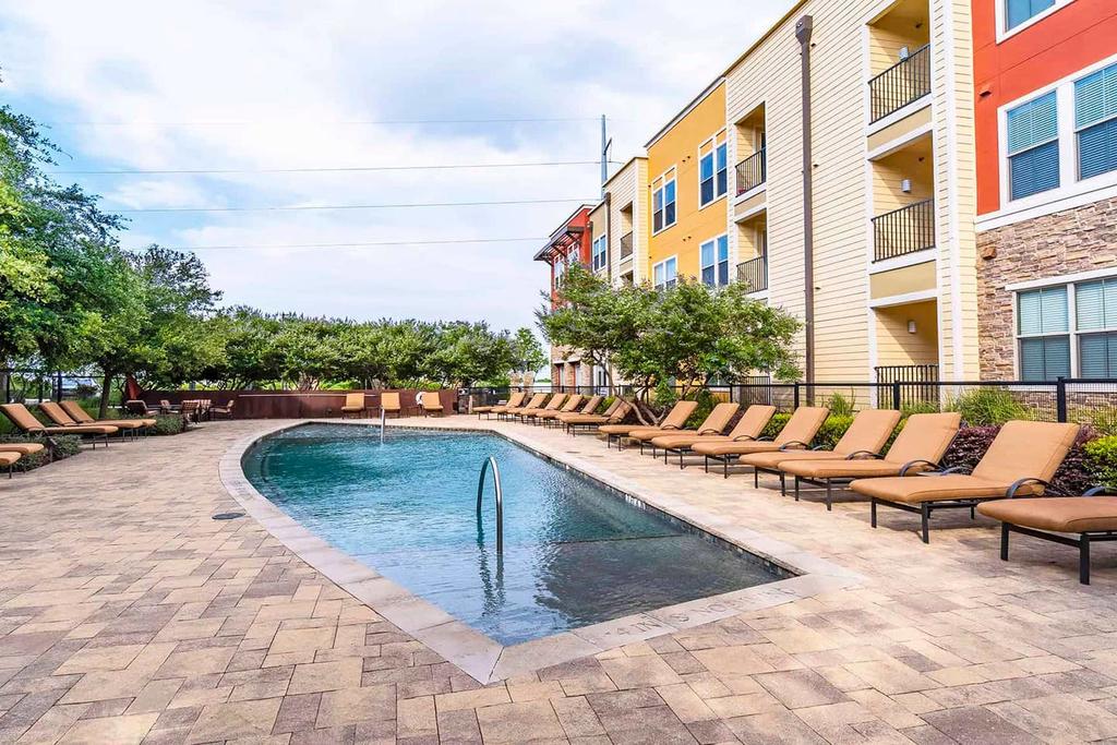 Texas Corporate Housing Solutions Townhome - thumb 2