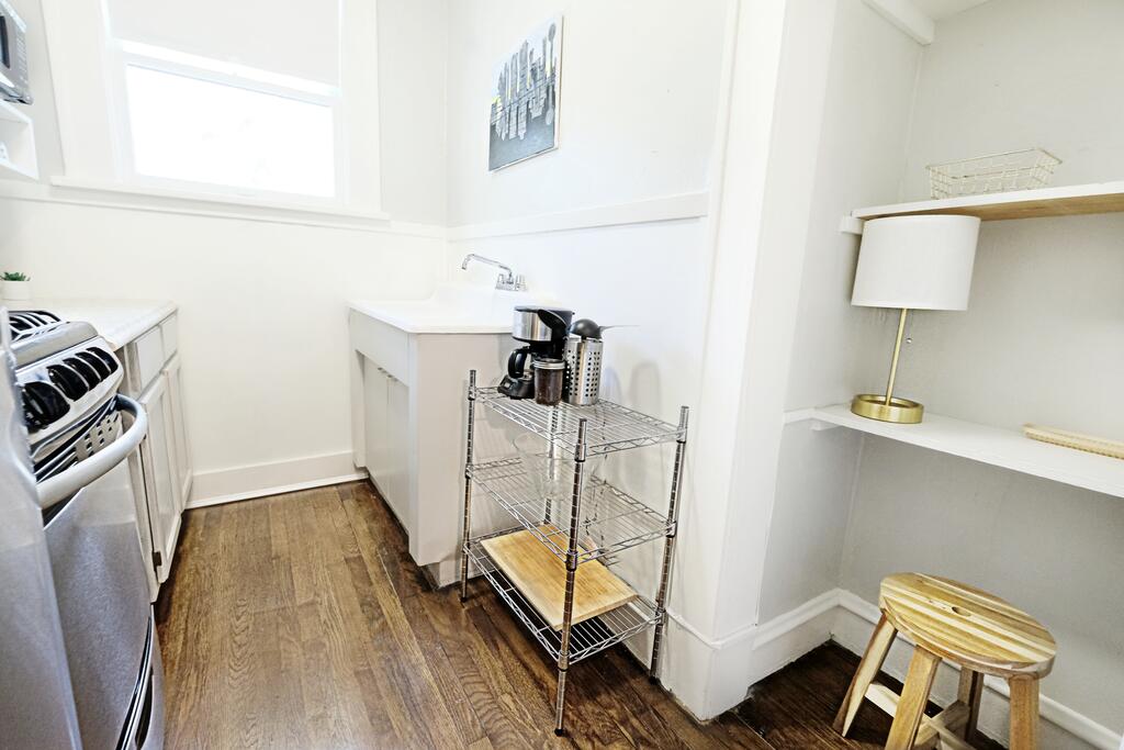 The 1920s Mainstay SHELTER IN PLACE HERE - thumb 2