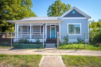 The Downtown Retreat 3BR 2BA at The AlamoDome Accommodation Dallas