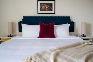 The Guild Downtown - Elm St.