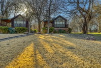The Peach  Mendelbaum Winery Guest Cabins Accommodation Dallas