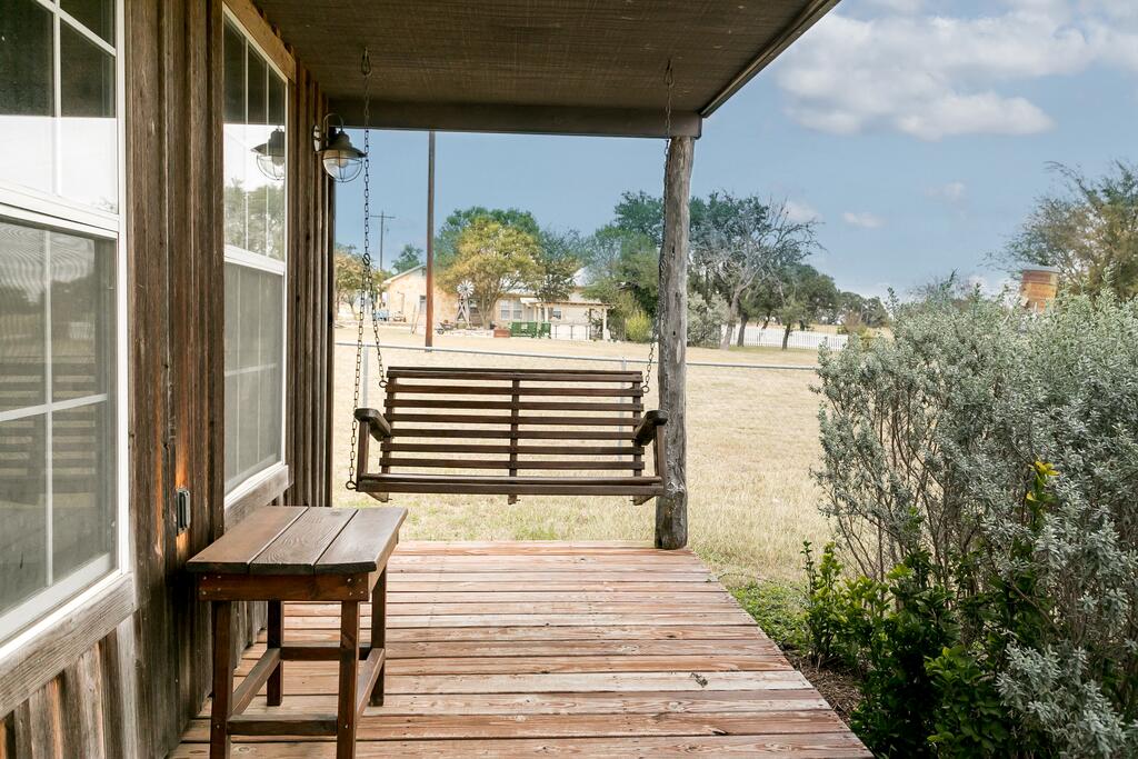 The Shed On Old Comfort Road - thumb 2