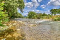 The Trout River House Accommodation Dallas