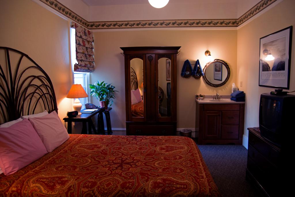 The Willows Inn - thumb 3