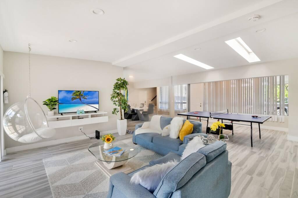 Tropical Lake House With Fishing - Minutes To Beach - thumb 2