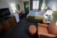 University Inn  Suites Accommodation Dallas