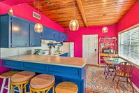 Vibrant PCB Abode with Patio - Walk to the Beach Accommodation Dallas