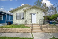 Virginia A Cozy 2BA/1BA near Downtown Sleeps 8 Accommodation Dallas