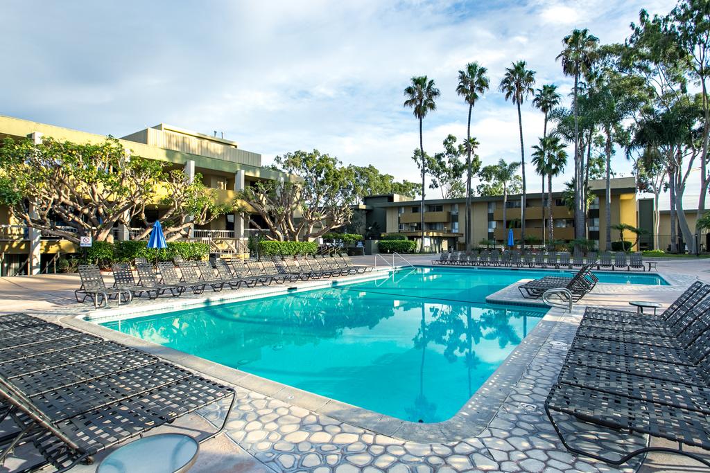 WanderJaunt - Apts In Pacific Beach - thumb 2
