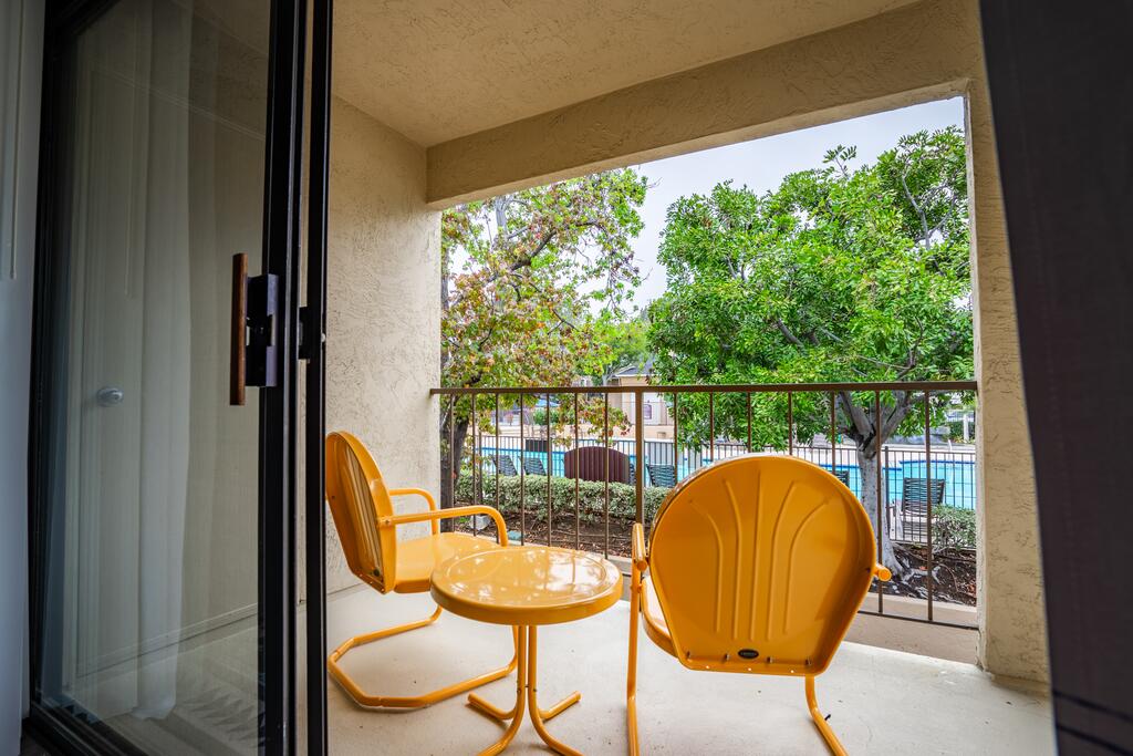 WanderJaunt - Mission Valley East Apts - thumb 3