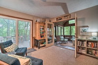 Waterfront Cottage on Lake Hartwell with Deck and Dock Accommodation Dallas