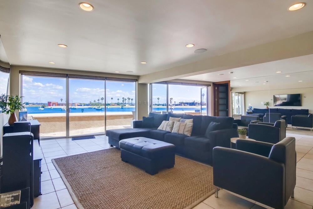 Waterfront Getaway 3 Condo - thumb 0
