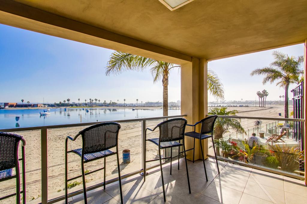 Waterfront Getaway 5 Condo - thumb 1