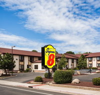 Super 8 by Wyndham Flagstaff - Accommodation Dallas
