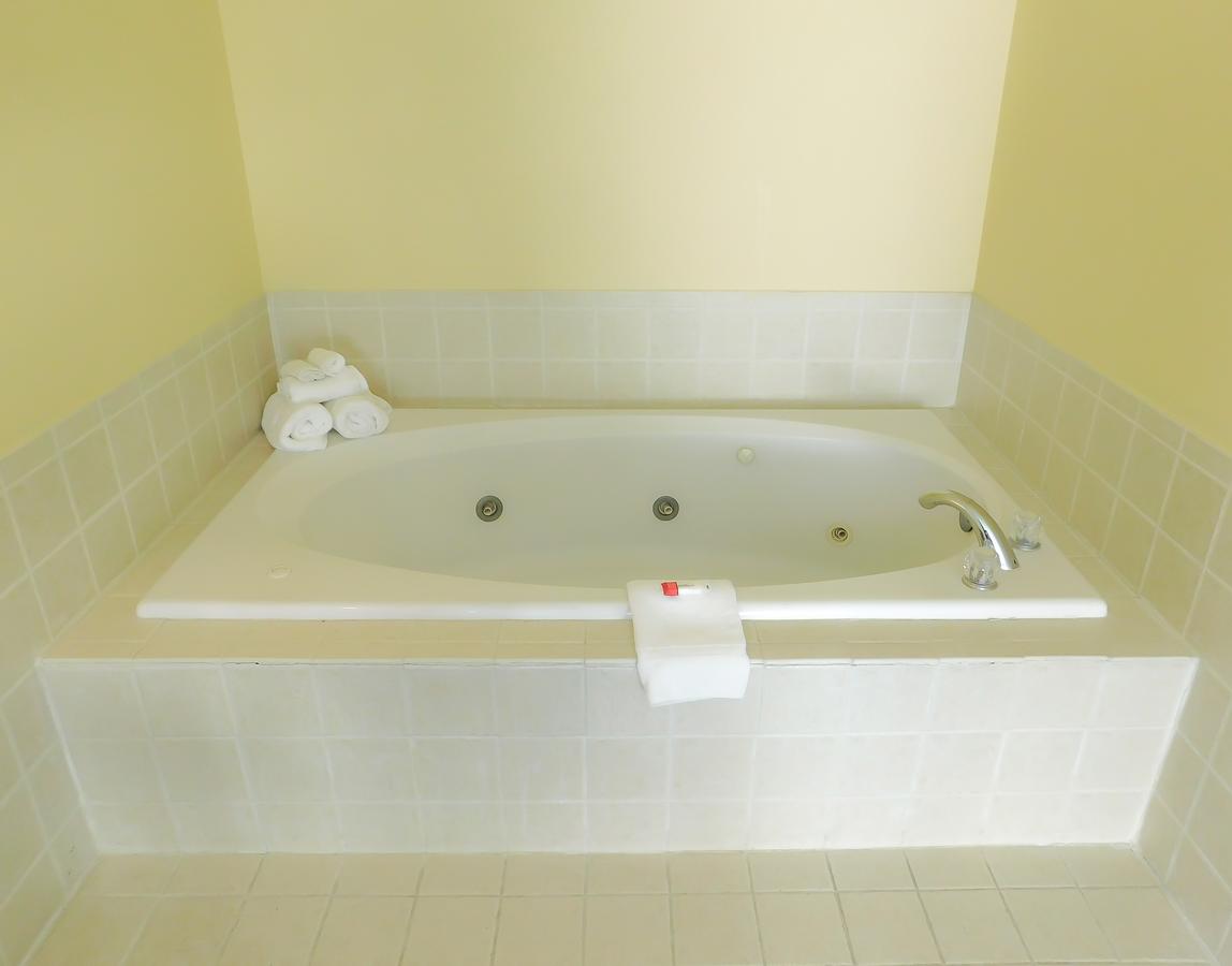 Days Inn & Suites By Wyndham Pocahontas - thumb 36