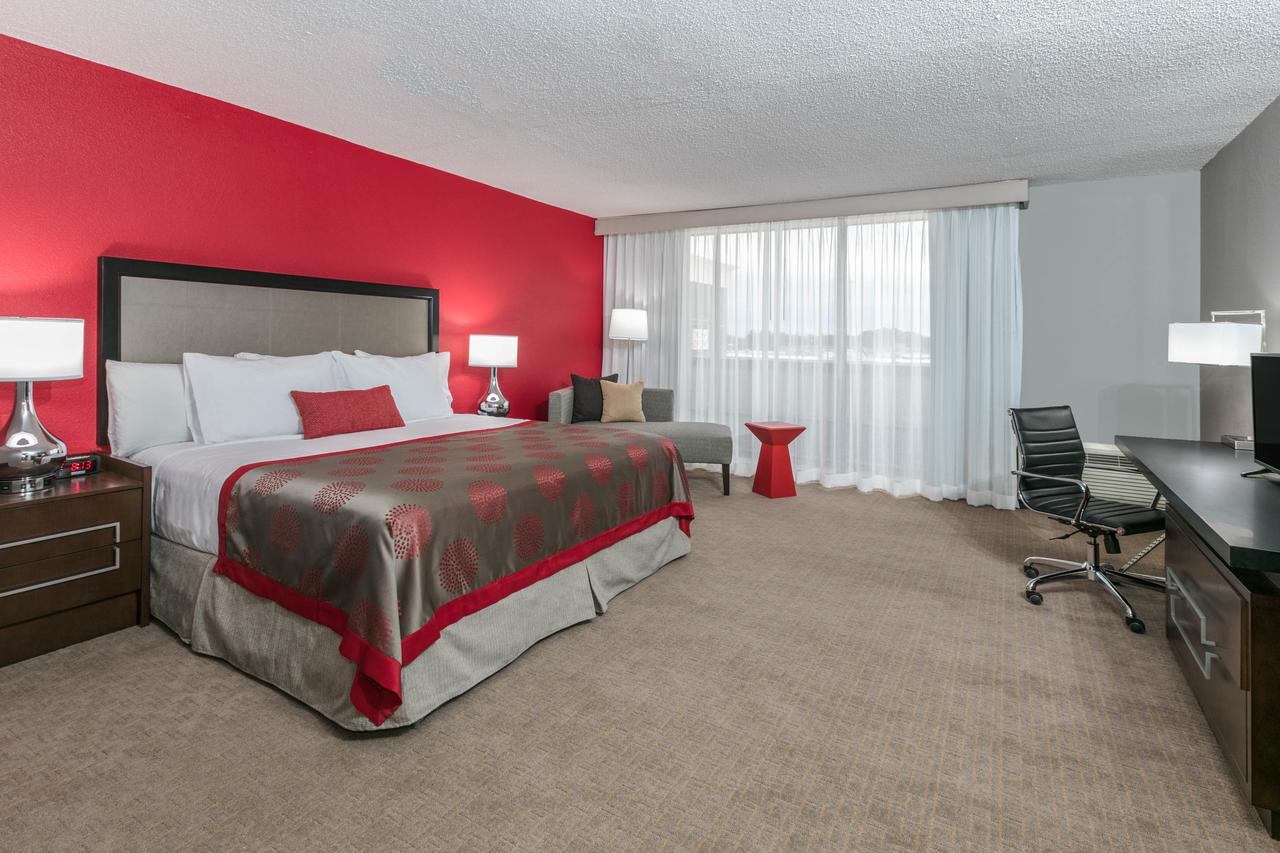 Ramada By Wyndham Texarkana - thumb 12