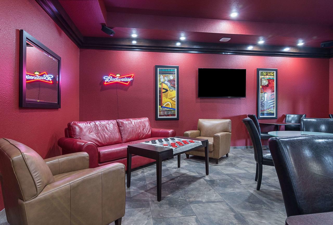 Comfort Inn Bentonville - thumb 13