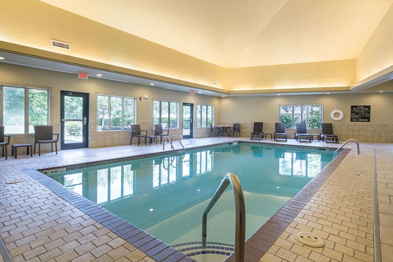 Comfort Inn Bentonville - thumb 7