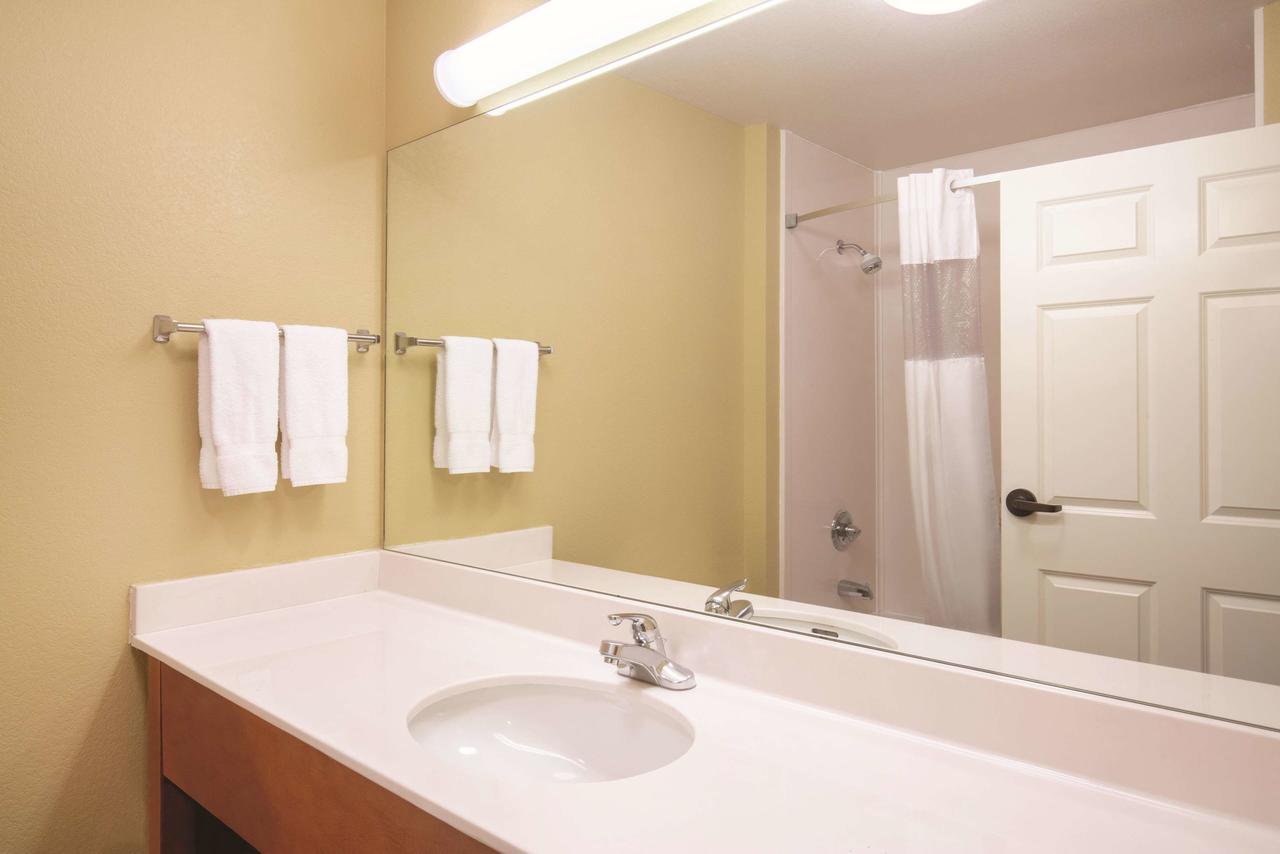 La Quinta By Wyndham Bentonville - thumb 2