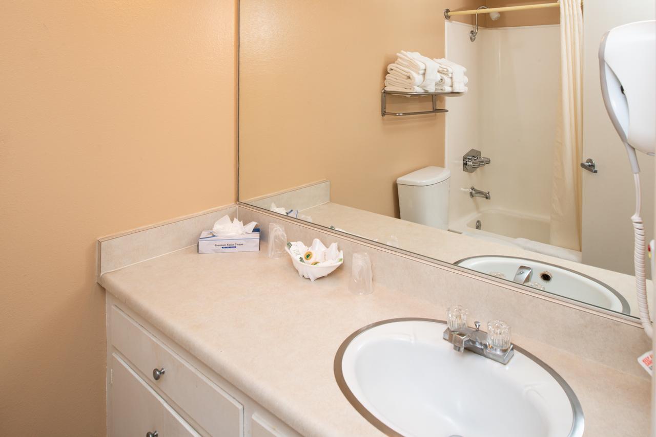 Dana Point Marina Inn - thumb 4