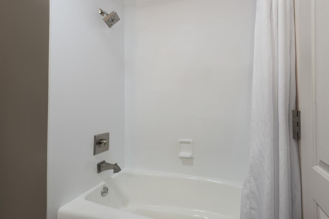 Days Inn By Wyndham San Francisco International Airport W - thumb 12