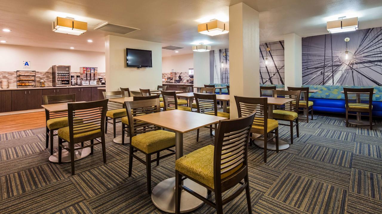 Best Western Yacht Harbor Hotel - thumb 26