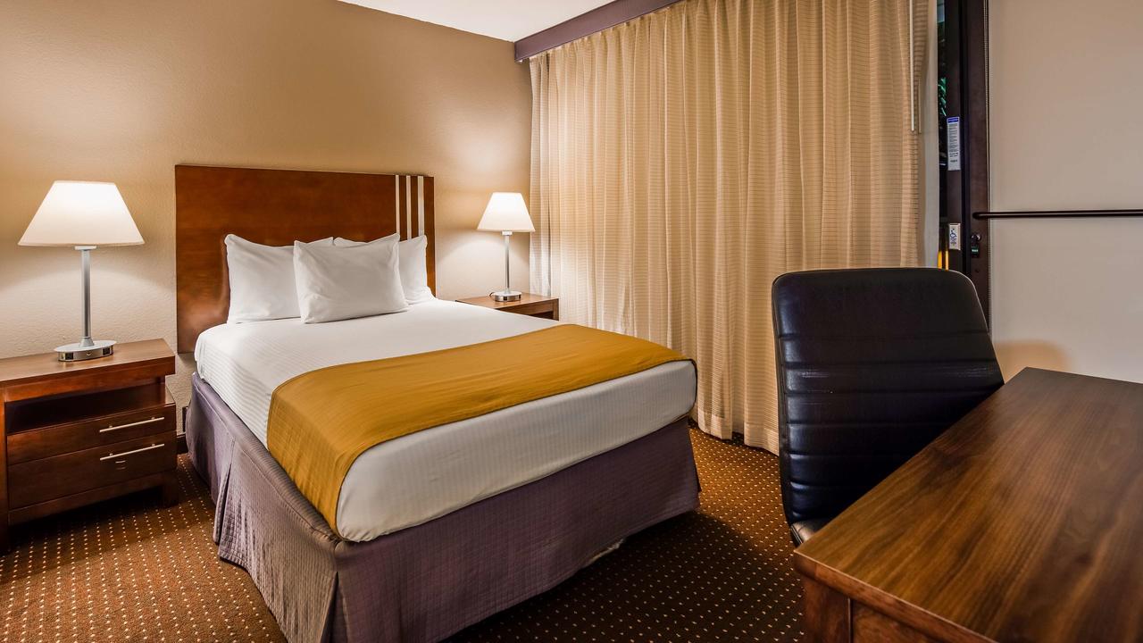 Best Western Yacht Harbor Hotel - thumb 16