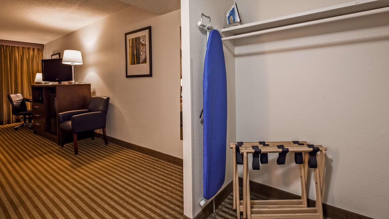 Best Western Yacht Harbor Hotel - thumb 17