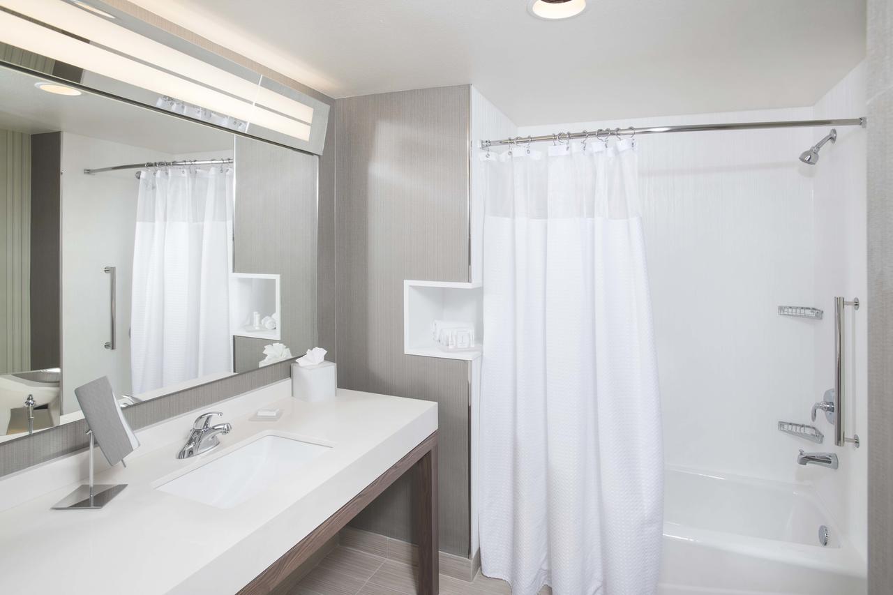 Courtyard By Marriott Redwood City - thumb 26