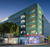 Hampton Inn  Suites Santa Monica - Accommodation Dallas