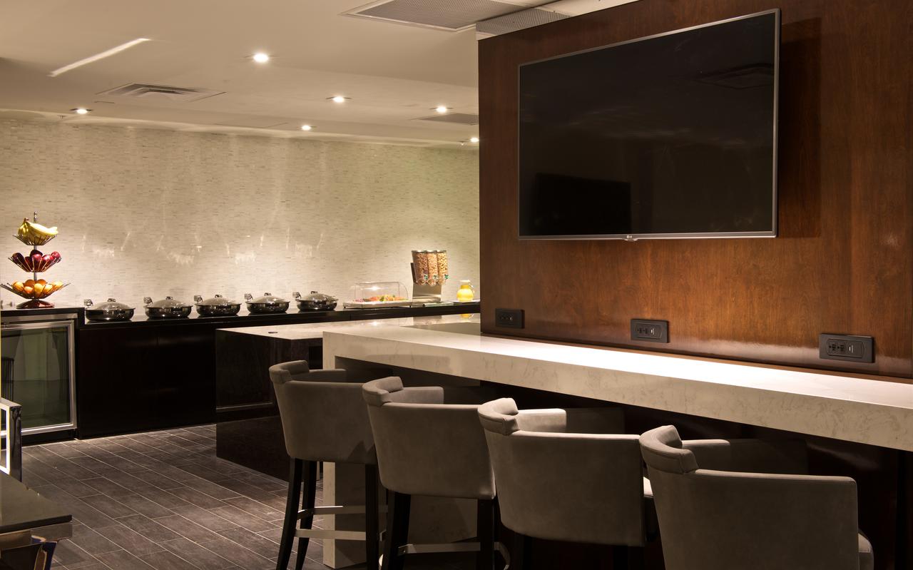 Beverly Hills Marriott - thumb 26