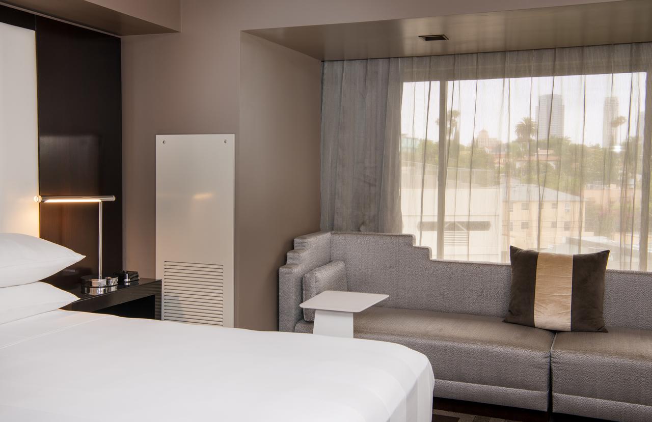 Beverly Hills Marriott - thumb 6