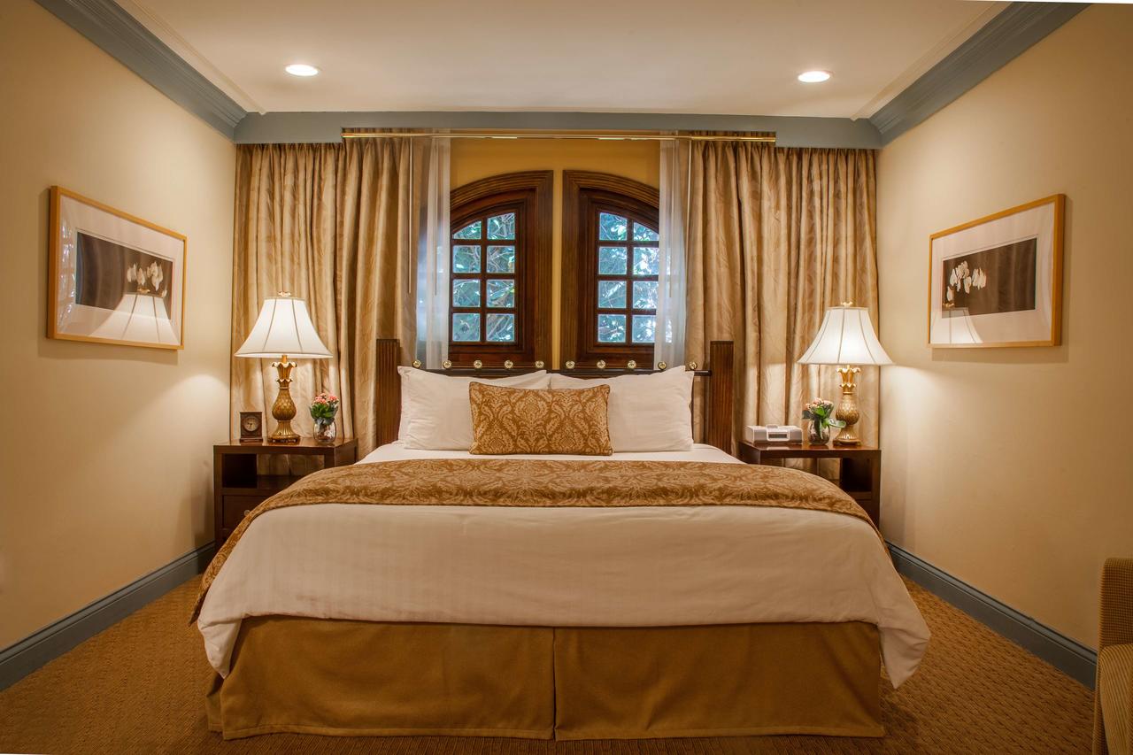 Best Western Plus Sunset Plaza Hotel - thumb 16