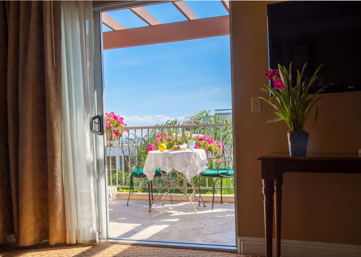 Best Western Plus Sunset Plaza Hotel - thumb 29