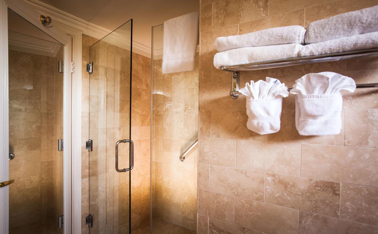 Best Western Plus Sunset Plaza Hotel - thumb 11