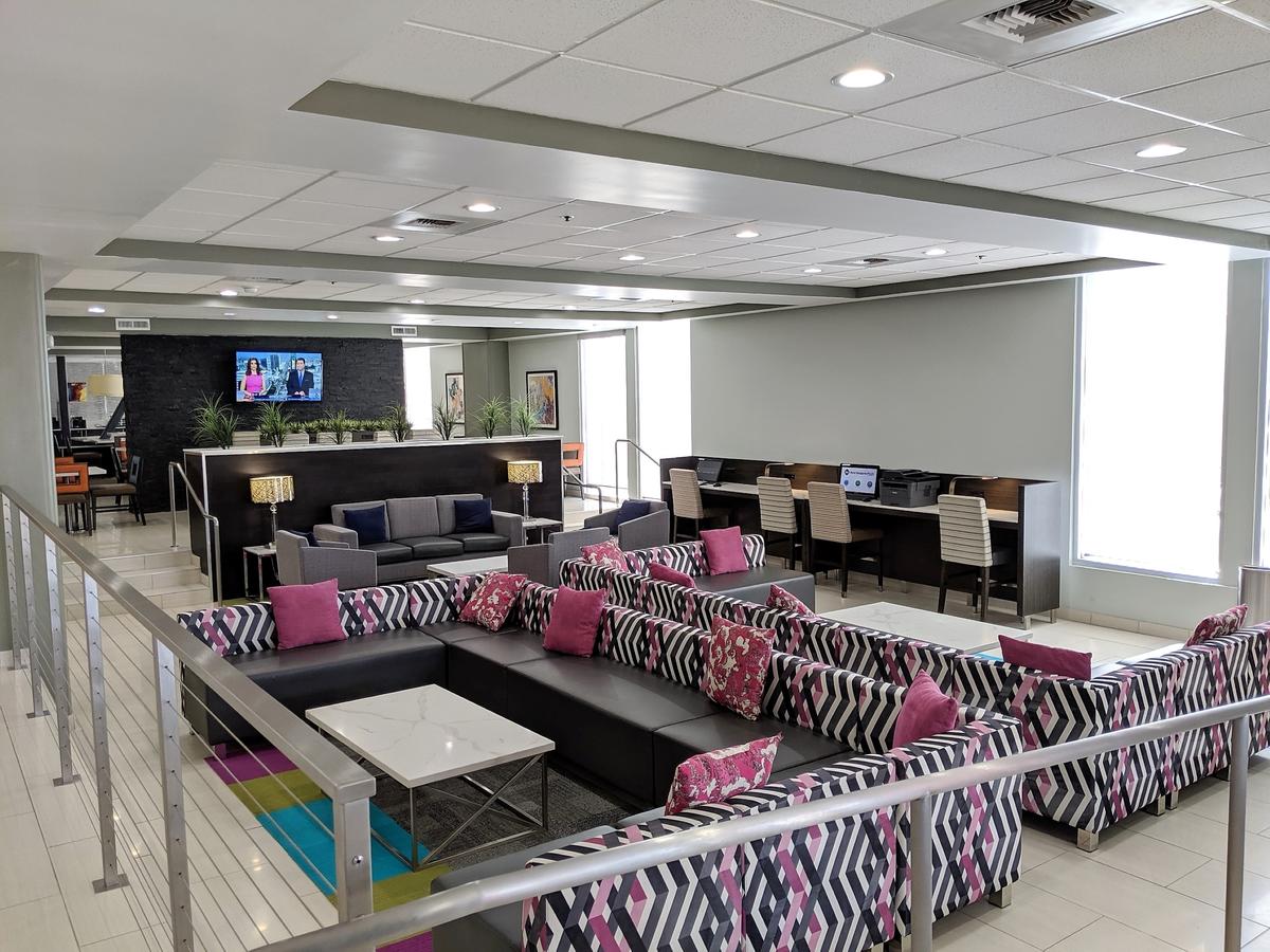 Best Western Plus Commerce Hotel - thumb 4