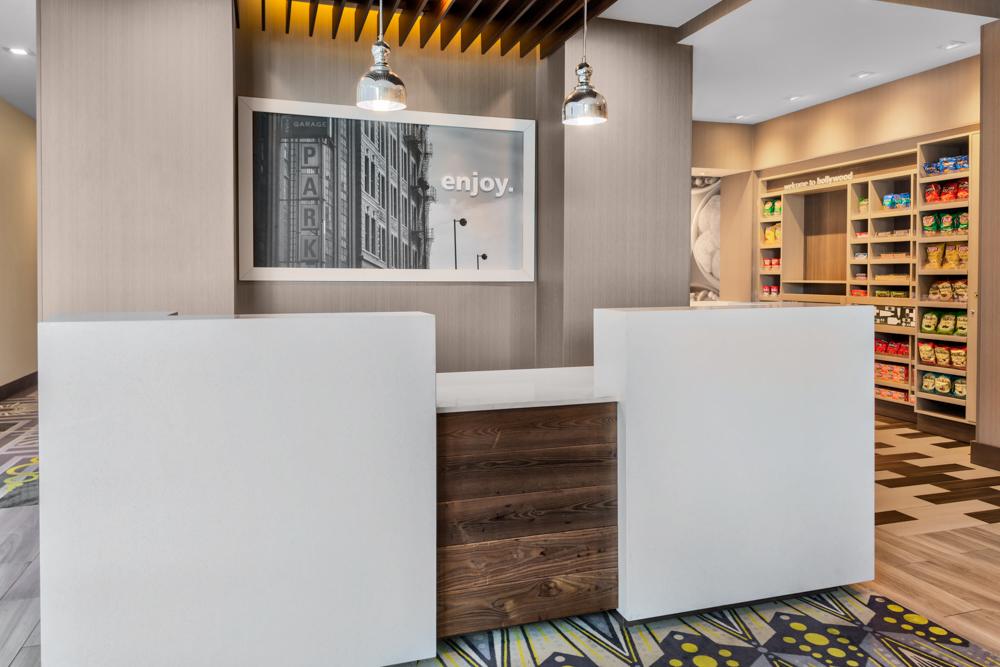 Hampton Inn & Suites Los Angeles/Hollywood, CA - thumb 21